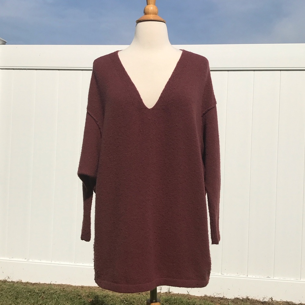 Free People Deep V-Neck Dolman Sleeve Sweater in Rust Size Small